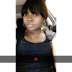 Meet your Posher, Tiara